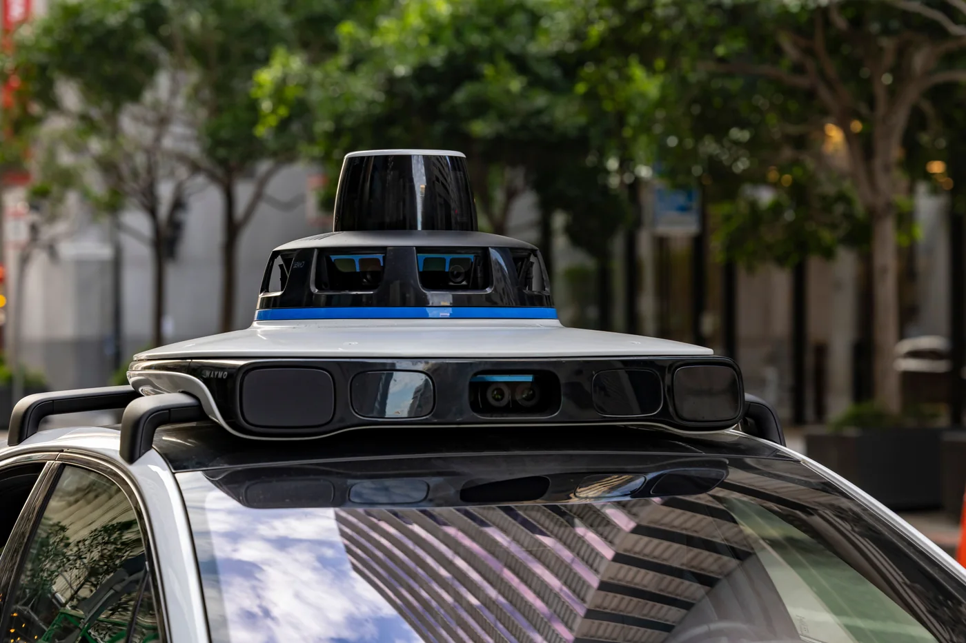 Waymo Robotaxis Face Nearly $1 Million in San Francisco Parking Fines